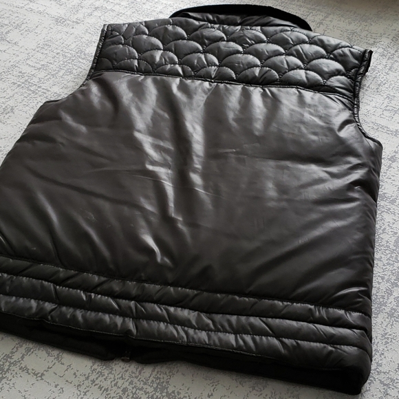 Girls vest - Picture 2 of 2